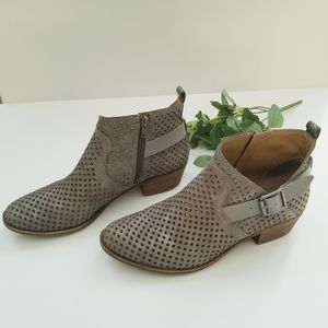 Lucky Brand Booties size 8½